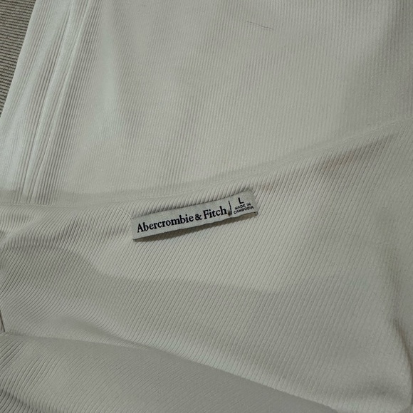 Abercrombie & Fitch One Shoulder White Dress - Picture 5 of 5